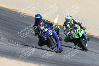 media/Nov-15-2024-CVMA Friday Practice (Fri) [[b142d29251]]/4-Group 4 and Trackday/Session 2 (Turn 10)/